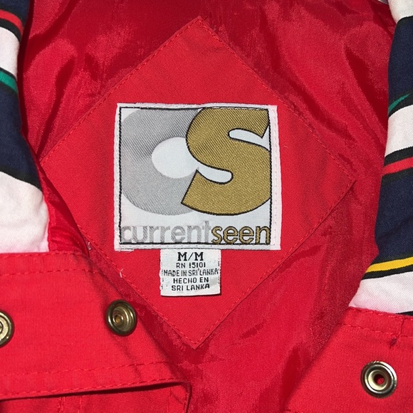 “Vintage” medium red windbreaker - Picture 3 of 4